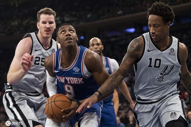 关于青岛客场击败河南，结束连败的信息