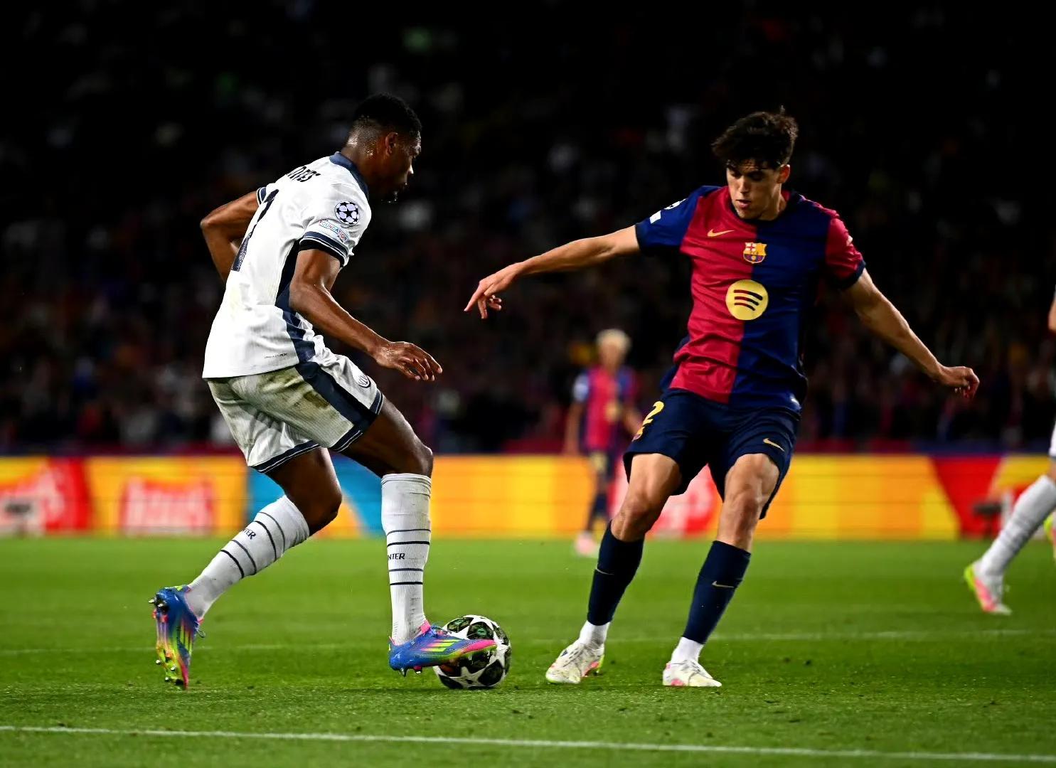 包含瓦伦西亚主场惨败国际米兰止步8强的词条 包含瓦伦西亚主场惨败国际米兰止步8强的词条