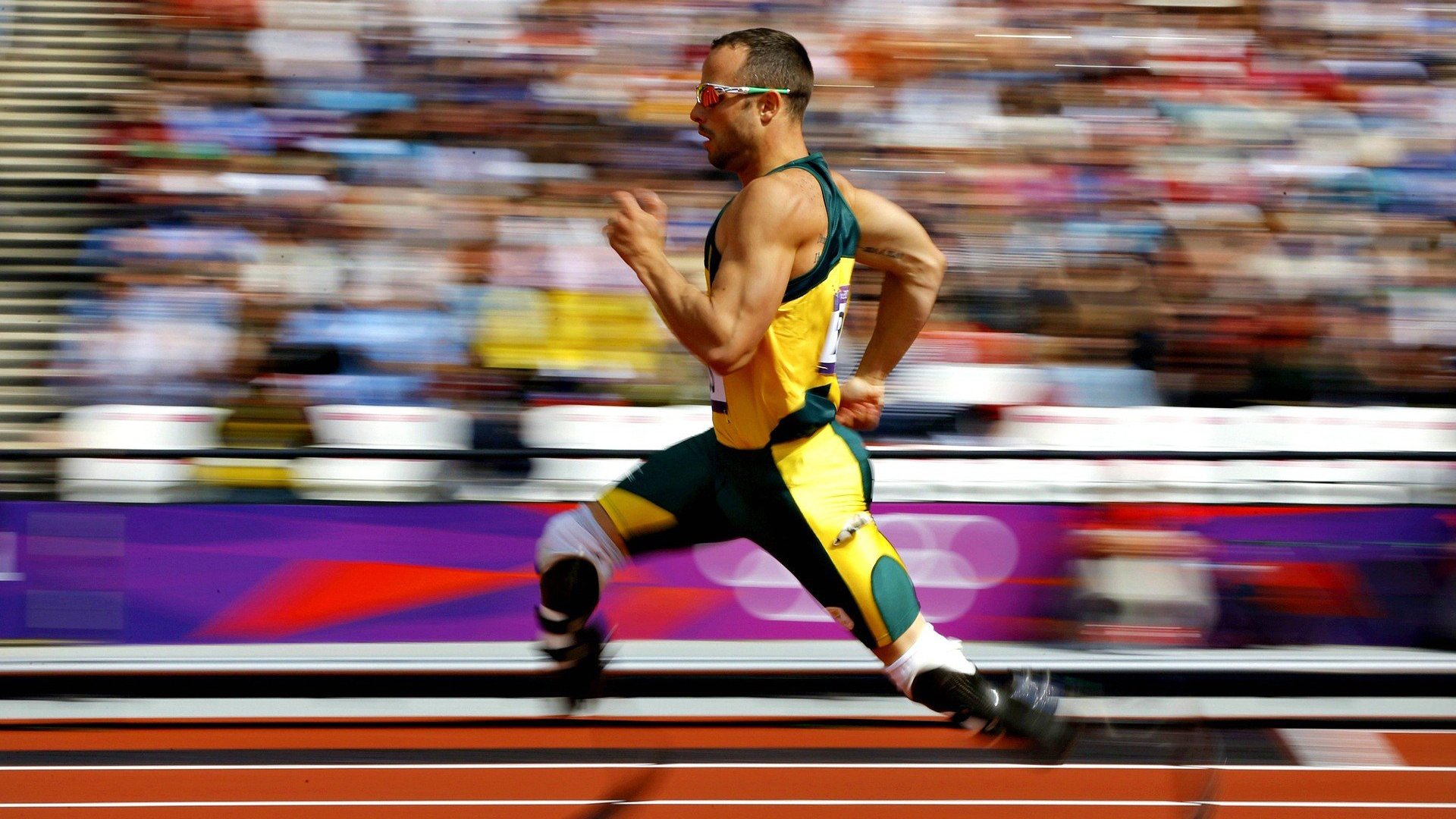 森林狼对阵快船，保罗成为全场焦点，一记三分改写比赛走向