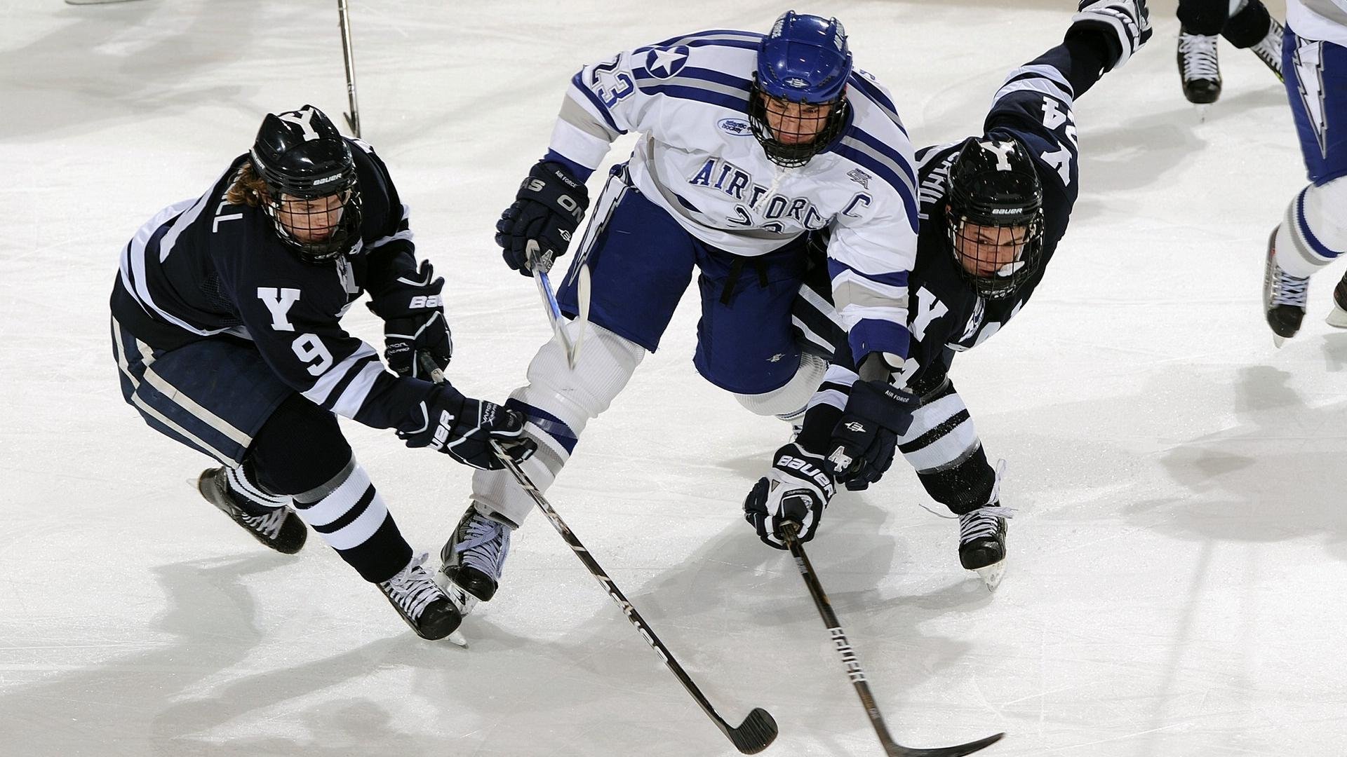 赛道上的心跳，雷诺车队险胜红牛二队，勒克莱尔带队取胜